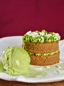 Matcha-Kuchen, Matcha-Eis – das grüne Pulver findet überall Verwendung Matcha-Kuchen, Matcha-Eis - das grüne Pulver findet überall Verwendung